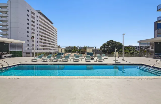 Amenity at Riverview One — photo: ApartmentList listing for Riverview One